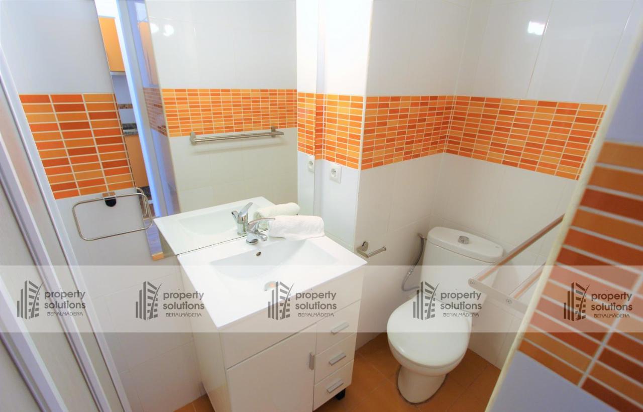 712 Iris - Vista Al Mar - A 10 Min De La Playa Caminando Y 5 Min Del Centro Appartement Benalmádena